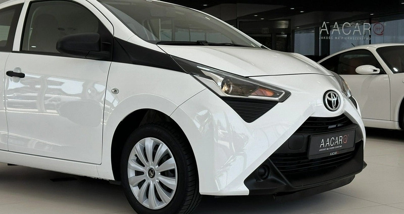 Toyota Aygo cena 35900 przebieg: 119417, rok produkcji 2019 z Grójec małe 781
